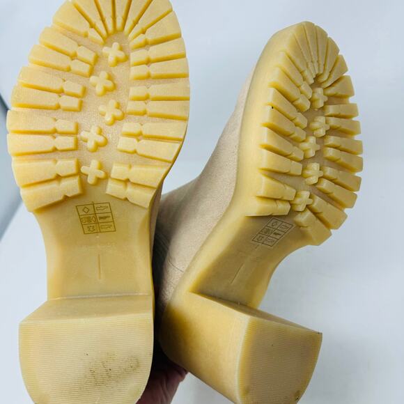 Dolce Vita Celia Tan Suede Lug Sole Ankle Boots Size 8M - Picture 12 of 15